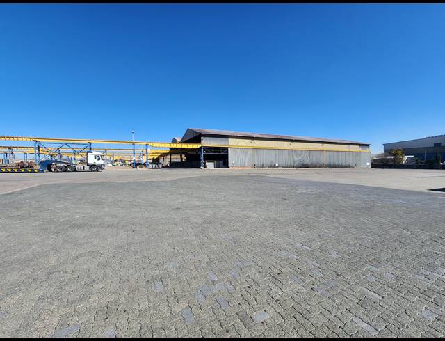 18,286M² WAREHOUSE FOR SALE IN ROODEKOP